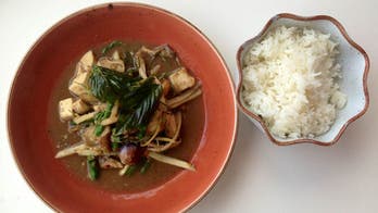 Jungle Curry of Tofu, Oyster Mushrooms and Summer Vegetables