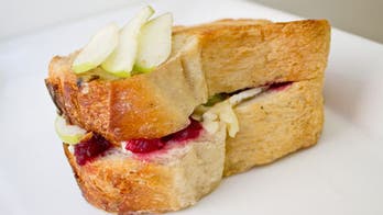 Grilled Brie, Apple, and Cranberry Sandwich