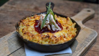 Thanksgiving Leftover Macaroni & Cheese