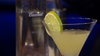 CÎROC Coco Light Martini