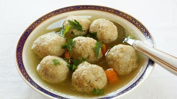 Matzo Balls (Knaidel)