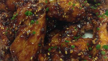 Sweet & Spicy Glazed Chicken Wings