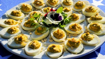 Deviled Egg with sea salt popchips