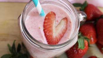 Chocolate Covered Strawberry Smoothie