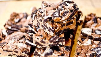 Chewy No-Bake "Thin Mint" Bars