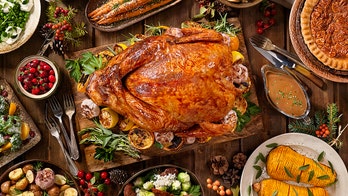 5 Thanksgiving leftovers recipes that reinvent turkey, desserts