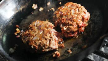 Pork Pimenton Sliders With Bacon Jam