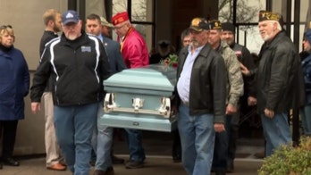 Veteran with no family has hundreds show up for funeral in Tennessee
