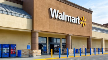 Police officers respond to shoplifting at Walmart, help thief buy the boots he needs for a job