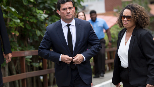 Brazil judge denies cabinet post a reward for jailing Lula