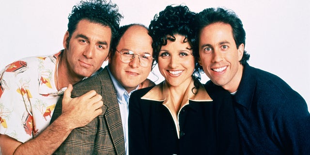 (L-R) Michael Richards as Cosmo Kramer, Jason Alexander as George Costanza, Julia Louis-Dreyfus as Elaine Benes, Jerry Seinfeld as Jerry 