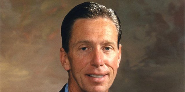 For Stephen Lynch D-Mass. if the choice for House Speaker comes down to just a Republican and Nancy Pelosi he’ll support the California Democrat despite previously signing onto a letter calling for “new leadership.”