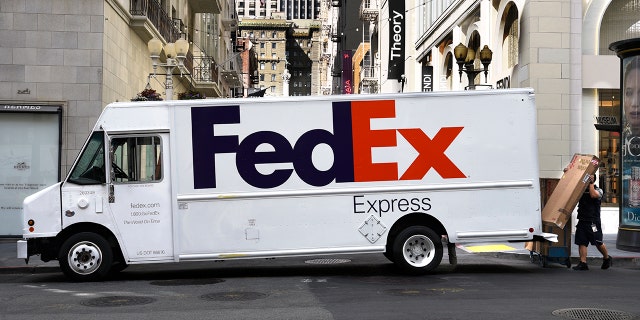 FedEx driver Timothy Warren will not face charges for fatally punching a Portland man who called him racial slurs.