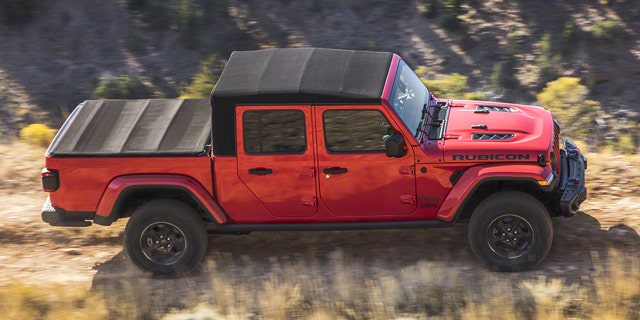 Wrangler gladiator