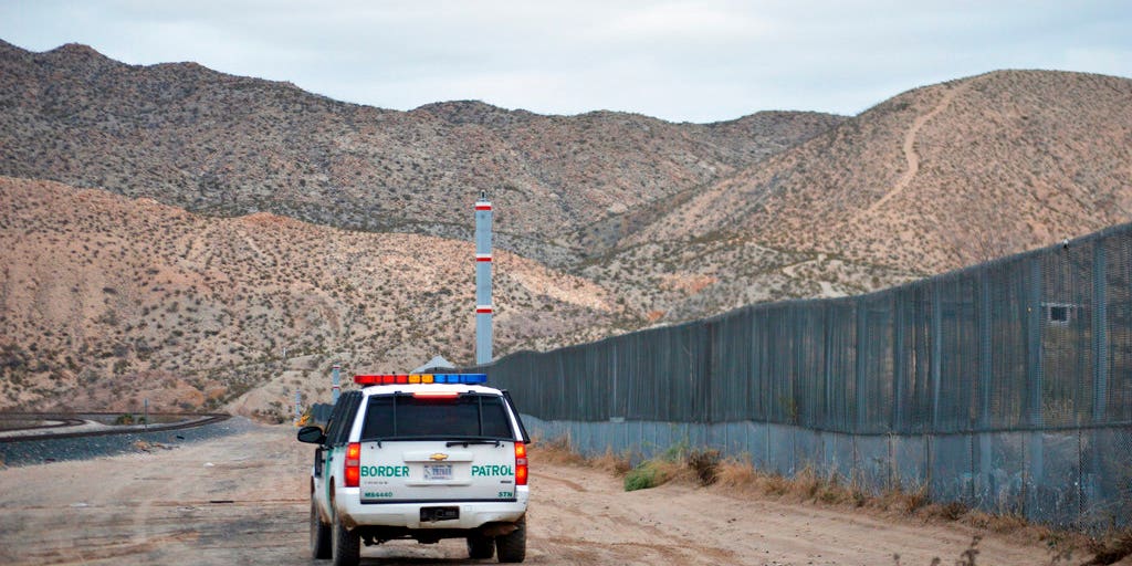 Facebook fails to police human smugglers sneaking migrants into US, report finds - Vimarsana News