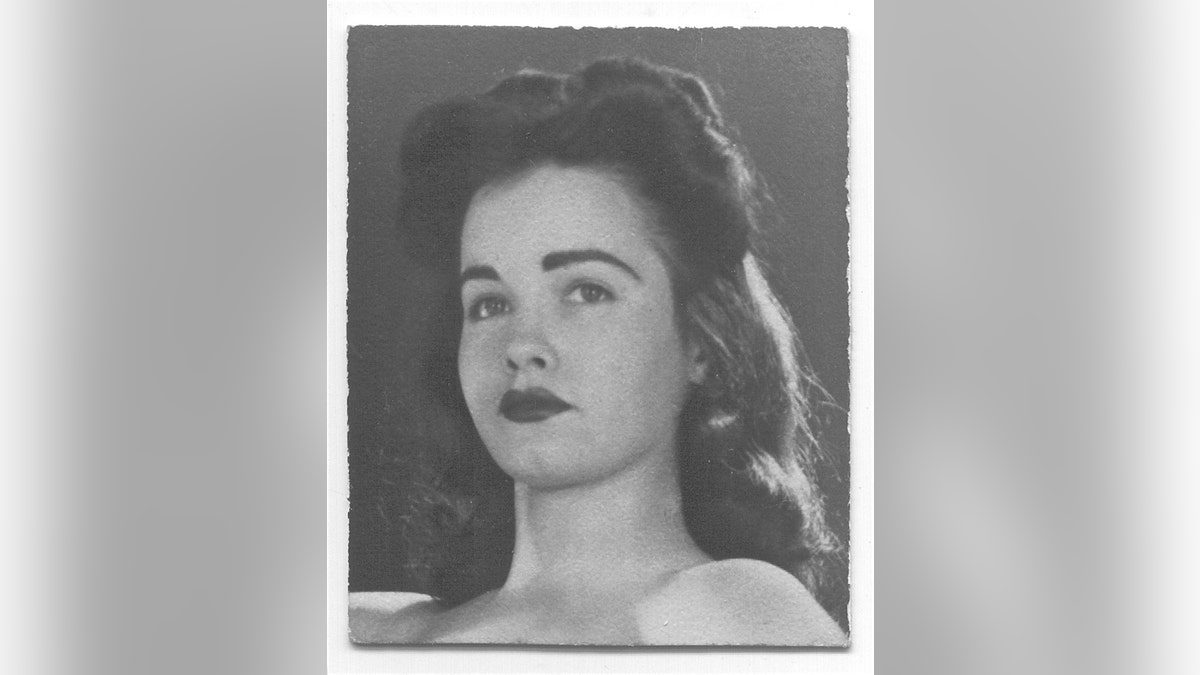 Bettie Page Porn Xxx - Bettie Page's 'lost years' revealed in 'treasure trove' of unseen letters  and photos | Fox News