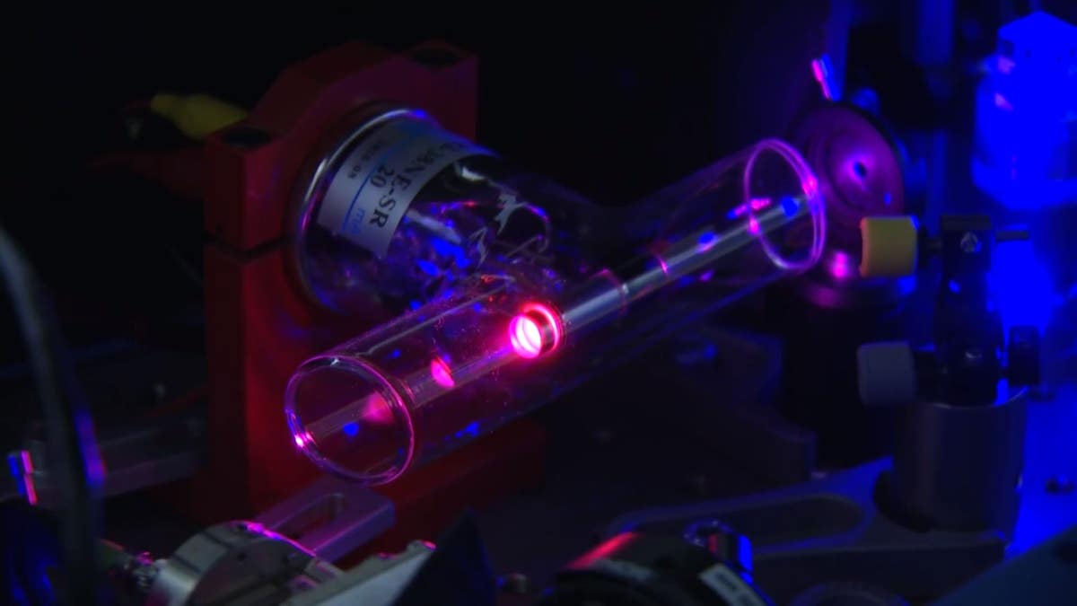 Ultraprecise Atomic Clock Network On The Hunt For Dark Matter | Fox News