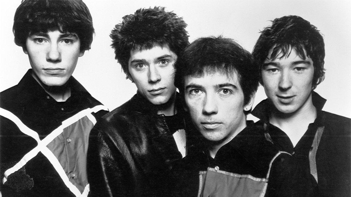 Pete Shelley, Buzzcocks singer and guitarist whose songs evoked the agonies  of thwarted desire and romance – obituary