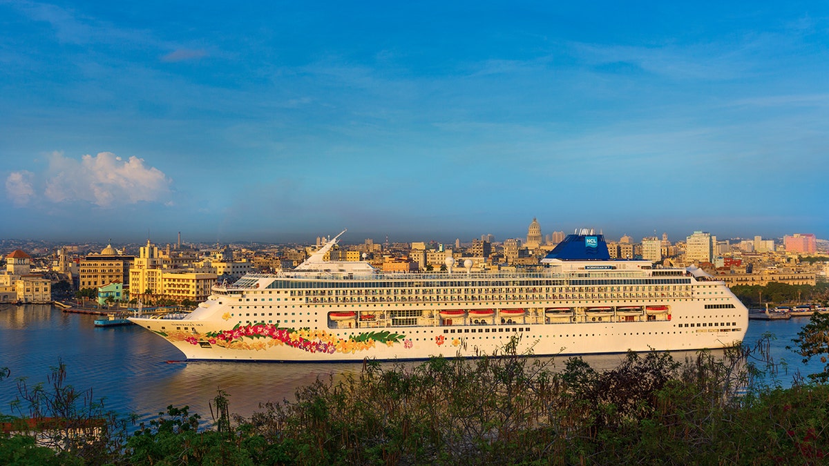 Nonetheless, the couple appears to be out of luck as Norwegian Cruise Line made multiple notes of the departure time change well in advance of the cruise.