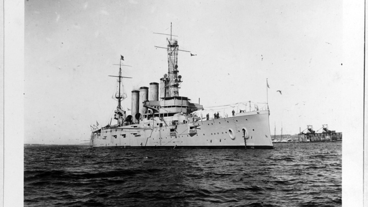USS San Diego on Jan. 28, 1915, while serving as flagship of the Pacific Fleet. Her name had been changed from California on Sept. 1, 1914. Note two-star Rear Admiral's flag flying from her mainmast top. U.S. Naval History and Heritage Command Photograph. (Credit: US Navy)