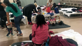 Supplies low for shelters helping migrants as holidays near