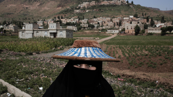 AP PHOTOS: Yemenis' in-between moments amid civil war