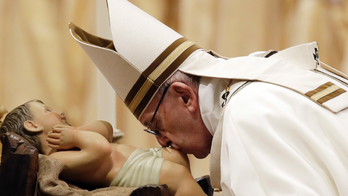 Pope: Forgo greed and gluttony of Christmas for simple love