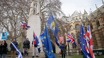 Bank of England warns of intensified Brexit uncertainties
