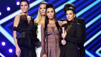 Kourtney Kardashian’s sexy Christmas pic totally failed