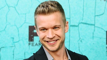 ‘Glee’ star Jesse Luken arrested for DUI after crashing car