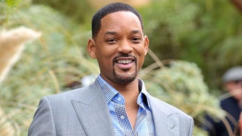Will Smith says his 'Aladdin' genie role will serve as Robin Williams homage