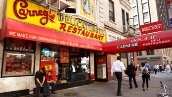 Carnegie Deli pop-up already has 6,000-person waiting list