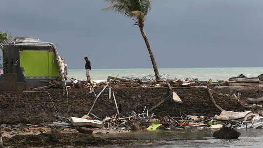 Somber Christmas, prayers in tsunami-hit Indonesian region