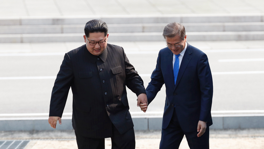 N. Korean leader calls for more talks with South in new year