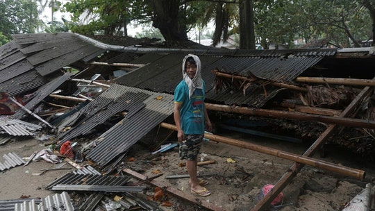 Indonesia tsunami kills scores and injures hundreds, officials say