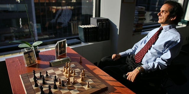 Charles Krauthammer in his office in 2005.