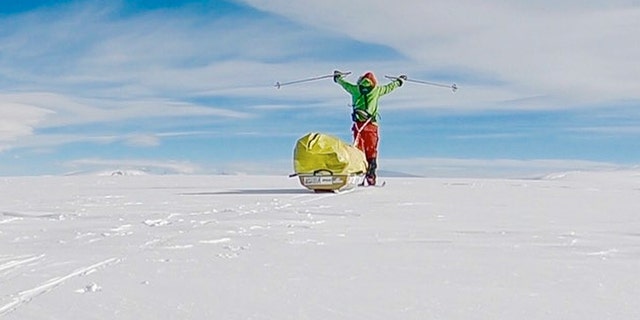 Colin O’Brady, of Portland., Ore., has become the first person to traverse Antarctica alone without any assistance. O’Brady finished the 932-mile journey Wednesday across the polar continent in 54 days, lugging his supplies on a sled as he skied in bone-chilling temperatures. (Colin O’Brady via AP)