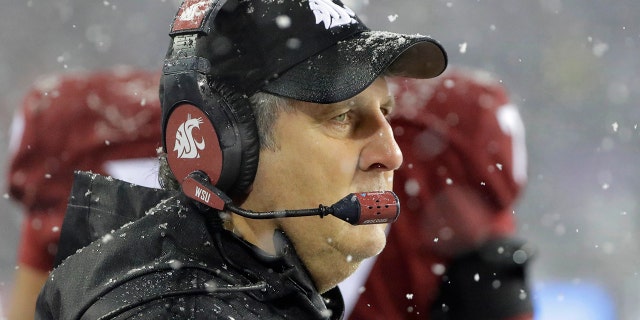 Washington State will be looking to snap a two-game bowl losing streak.