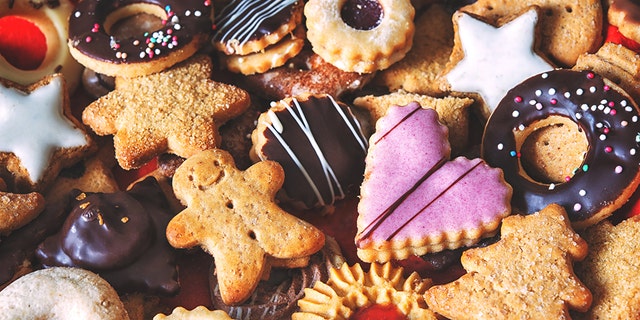 Check out these 5 easy Christmas cookies to make.