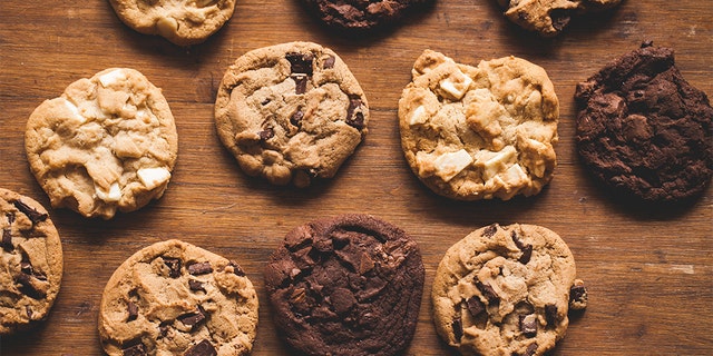 The pumpkin cookie recipe shared here includes optional chocolate chips. Yum!