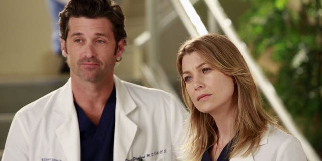 Patrick Dempsey e Ellen Pompeo como o Dr. Derek Shepherd e a Dra. Meredith Gray em 