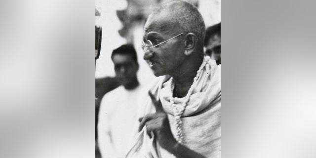 Mohandas K. Gandhi reportedly used a racial slur when referring to Africa's black population while he lived there, a report said.