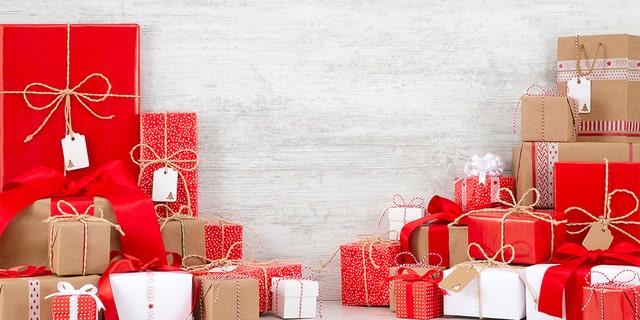 An elderly Welsh man who recently passed left his young, two-year-old neighbor Christmas gifts for the next 14 years.
