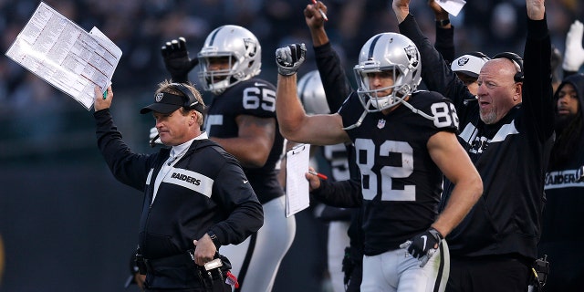 Oakland sues Raiders, NFL, league officials, alleging conspiracy to