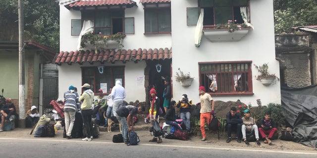 Colombians offer a reprieve to Venezuelans desperately fleeing