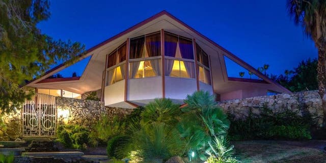 The Palm Springs home has returned to the market.