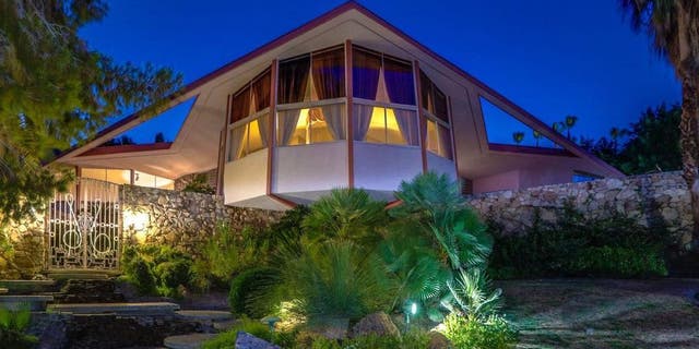 The Palm Springs home has returned to the market.
