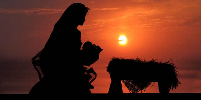 Christ's life is a standard of perfection for us all, Pastor Ionescu said. It is "an example of obedience to the will of God."