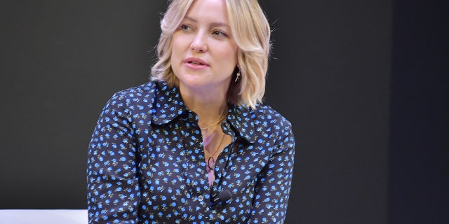Kate Hudson speaks onstage during In Conversation with Michael Kors, Kate Hudson and The World Food Programme at UCLA on November 7, 2018 in Los Angeles, California.