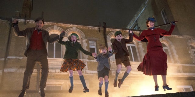 The cast of "Mary Poppins Returns" defends the music in the movie.